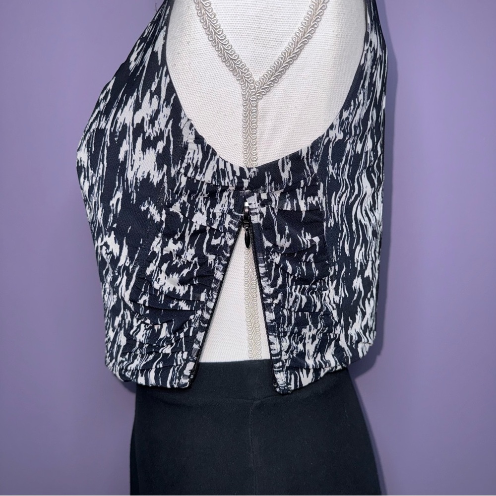 FINAL PRICE!!  NWT House of Harlow Patterned Corset Top - Picture 8 of 13